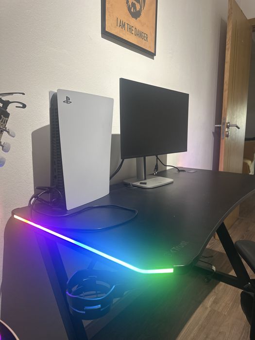 Mesa Gaming Rgb Trust Gxt 709 Luminus