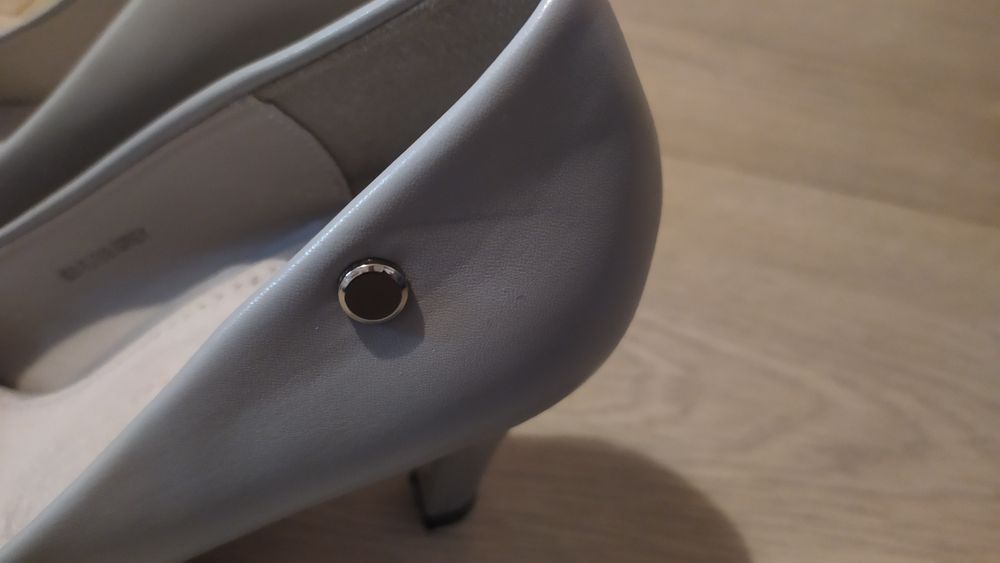 Buty na obcasie roz. 39