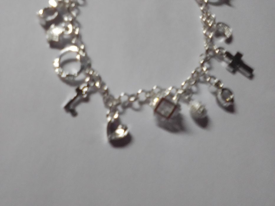 Pulseira 13 pendentes