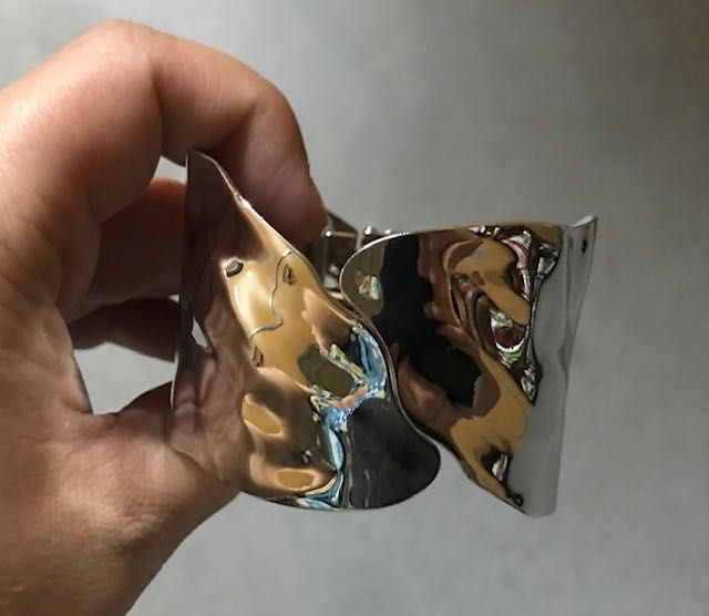 Pulseira Prateada NOVA