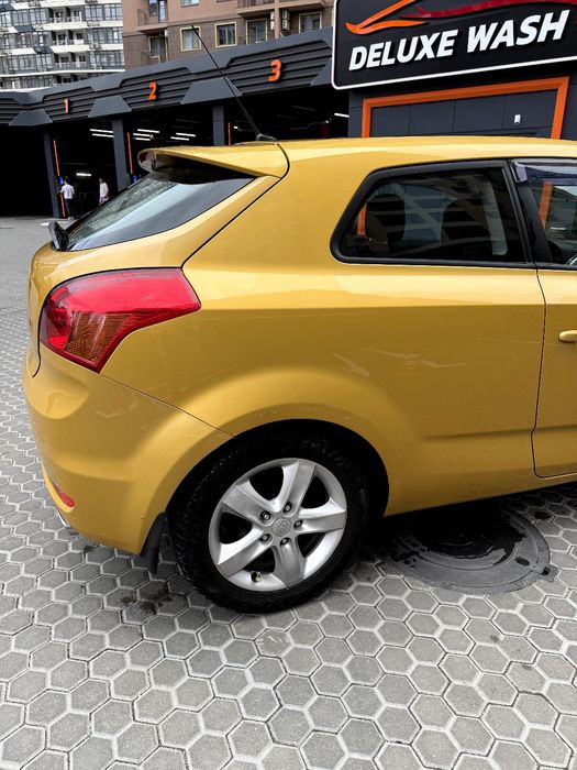 Автомобіль Kia Ceed 2009