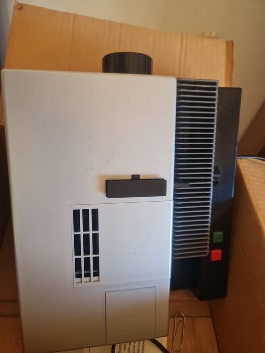 Projetor de slides Luesegang A30