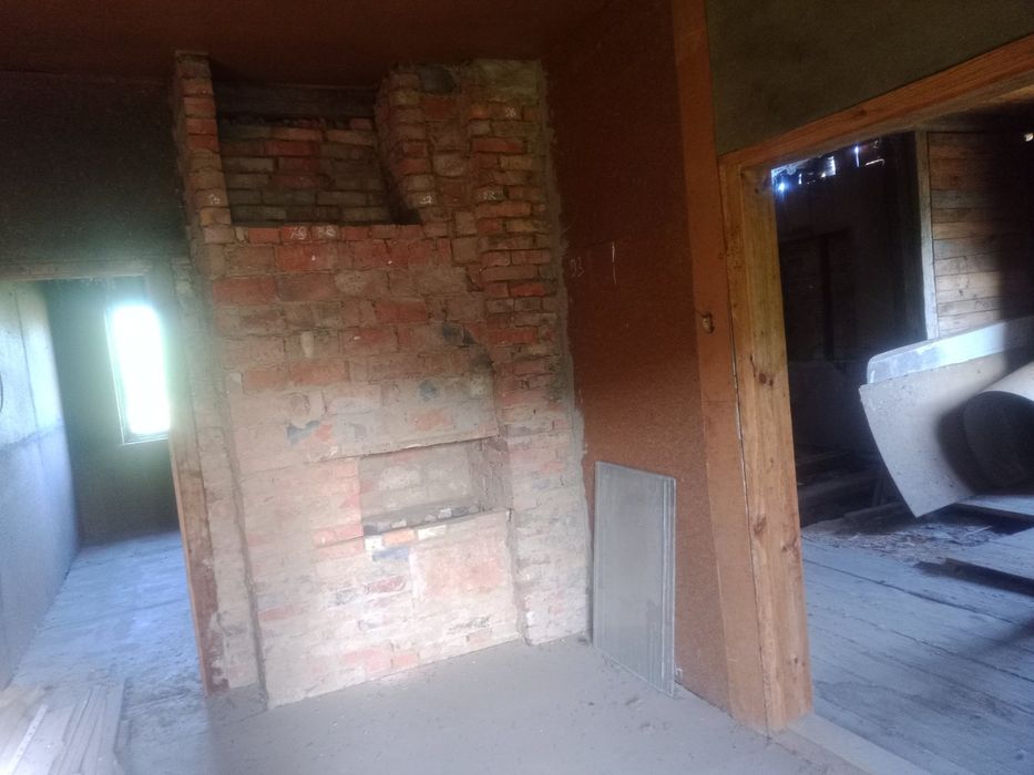 Продам 1/2 будику