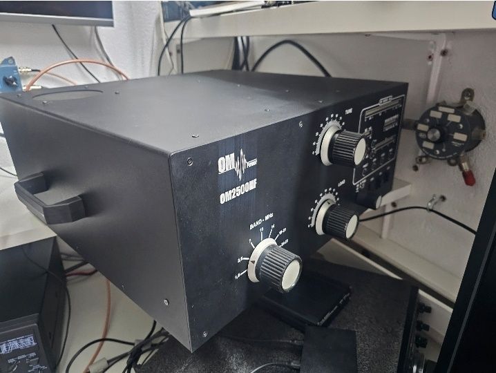 Amplificador Hf OMPOWER 2500440761083201464321