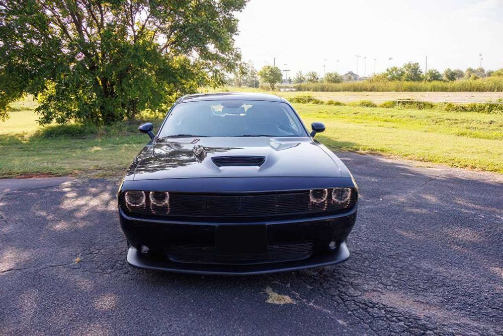 Dodge Challenger RT      2020