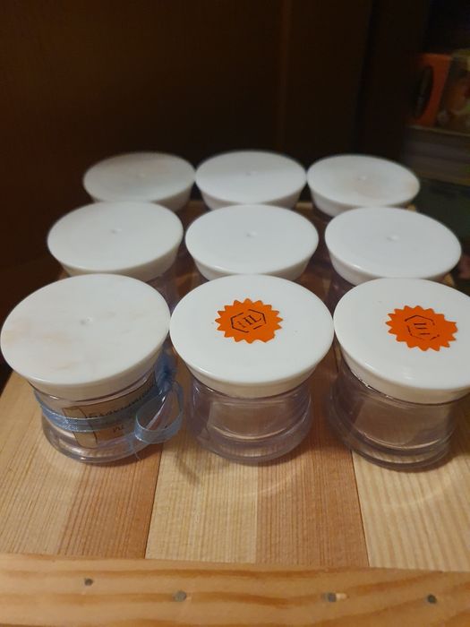 Баночки  скляні для крема бісера с дозаторами