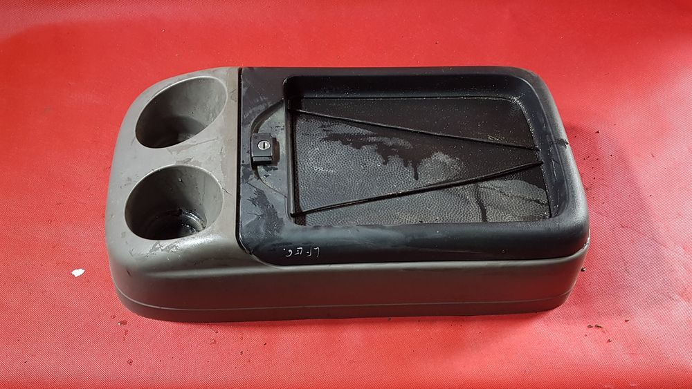 Schowek Na Napoje Dokumenty Papiery Daf 65 75 85 Cf , 45 , 55 Lf Euro