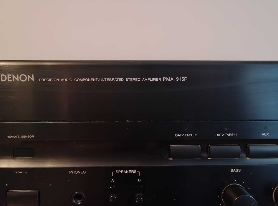 Wieża stereo wzmacniacz Denon PMA-915R, odtwarzacz DCD-520AE, tuner TU-1500AE