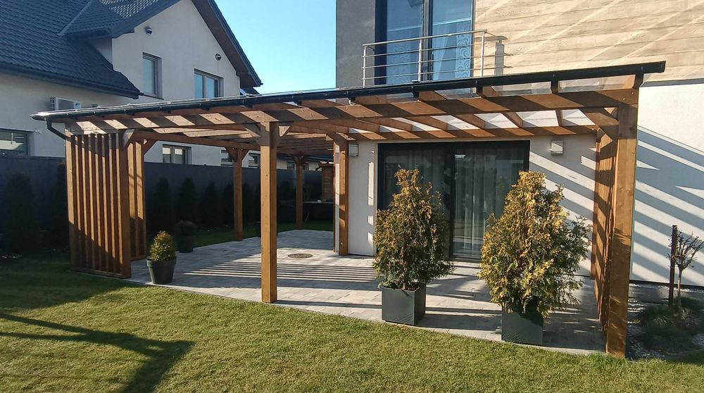 Tarasy drewniane - żaluzje otwierane shutters - zadaszenia tarasów