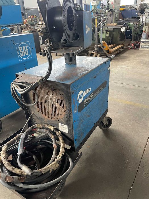 Semi automática MILLER MIGBLU 420