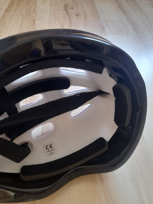 Kask dzieciecy (na rower, hulajnogę, wrotki)