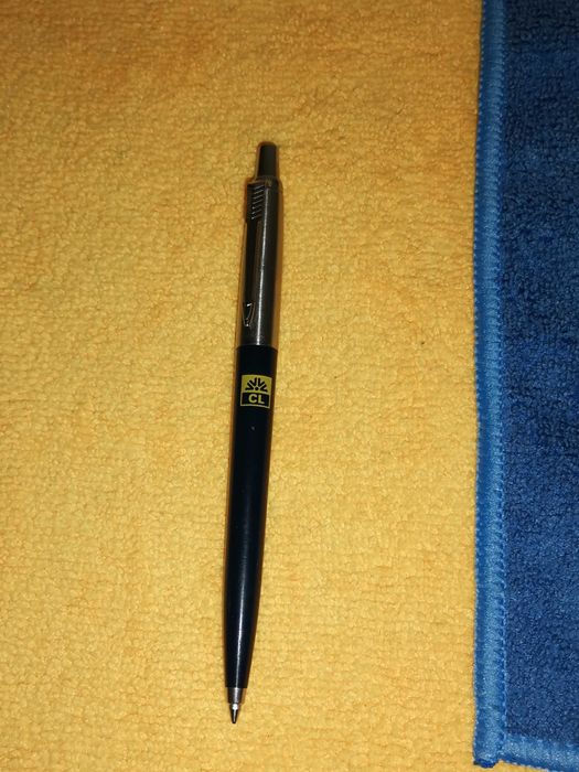 Caneta esferográfica Parker ( UK azul escuro) antiga :  (para colecionadores)