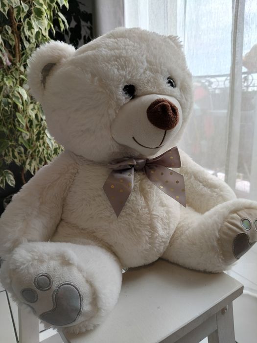 Biały pluszowy miś 50 cm