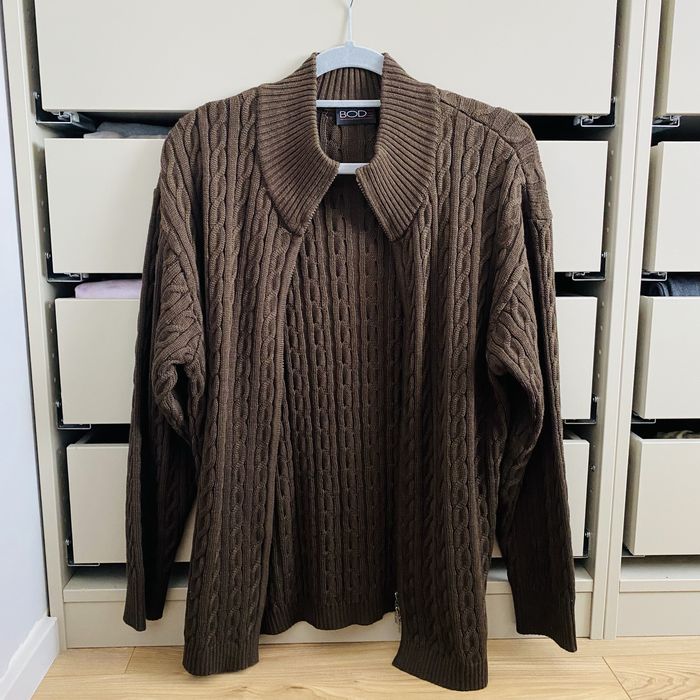 Kardigan z wełny brązowy rozpinany