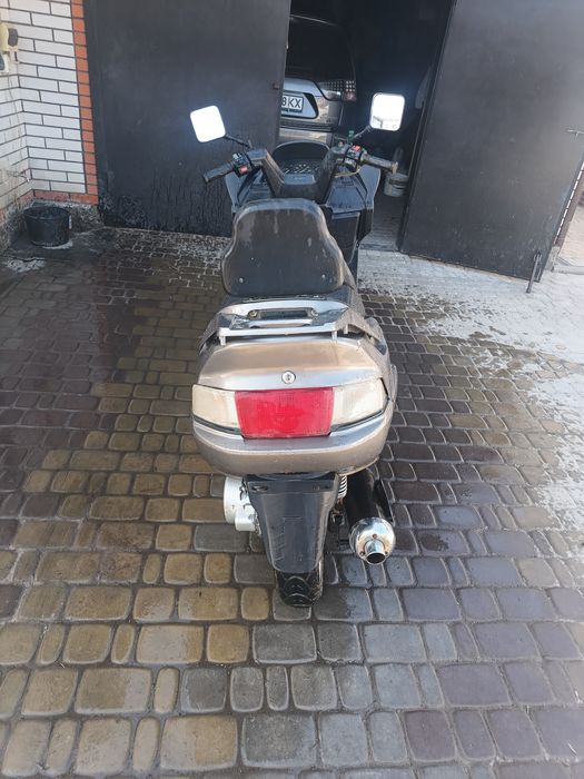 Продам двомісний скутер DEFIANT