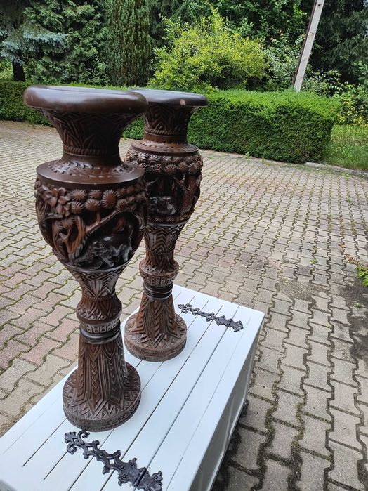 Wazon drewniany pięknie rzeźbiony