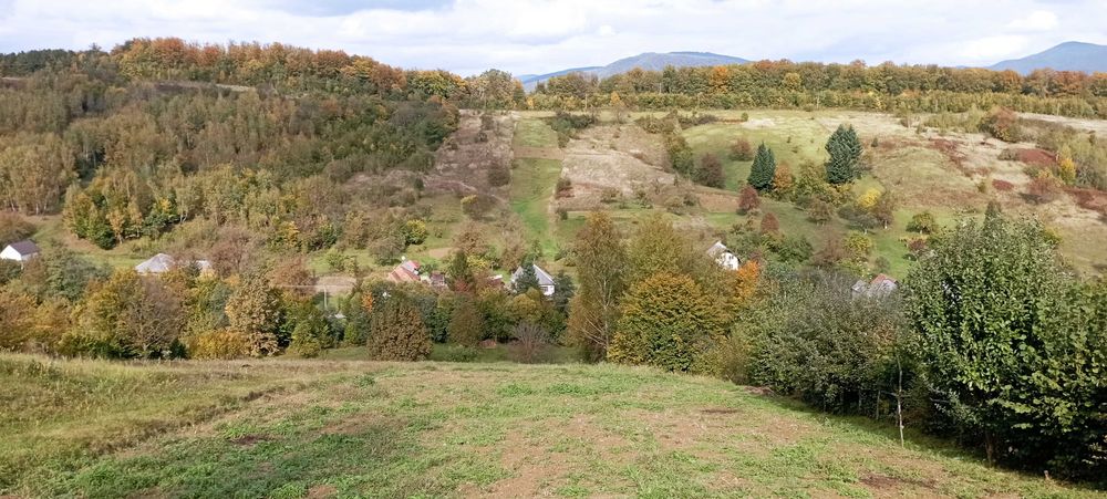 Продаю чудову ділянку у чудовому місці на курорті Поляна