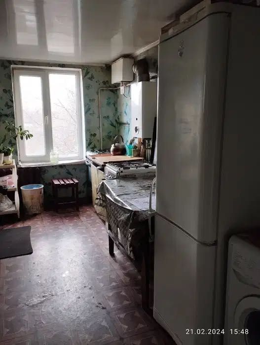 Є газ і світло Здається кімната будинку 2500грн з комунальними