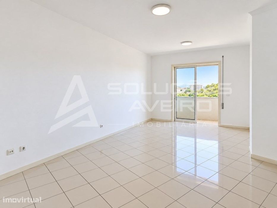Apartamento T2+1 No Coração De Águeda | Garagem E Elevador