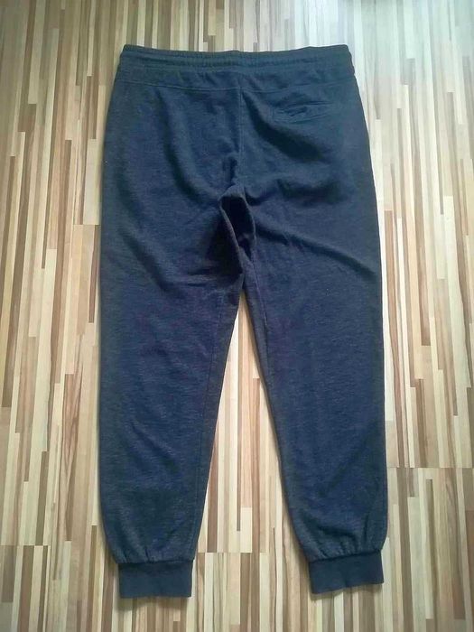 Ładne Spodnie Dresowe Męskie LIVERGY M/L 48/50 Zobacz