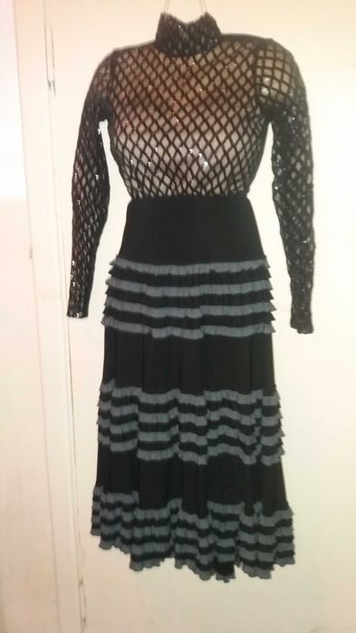 Продам нарядные юбки и комбидрес