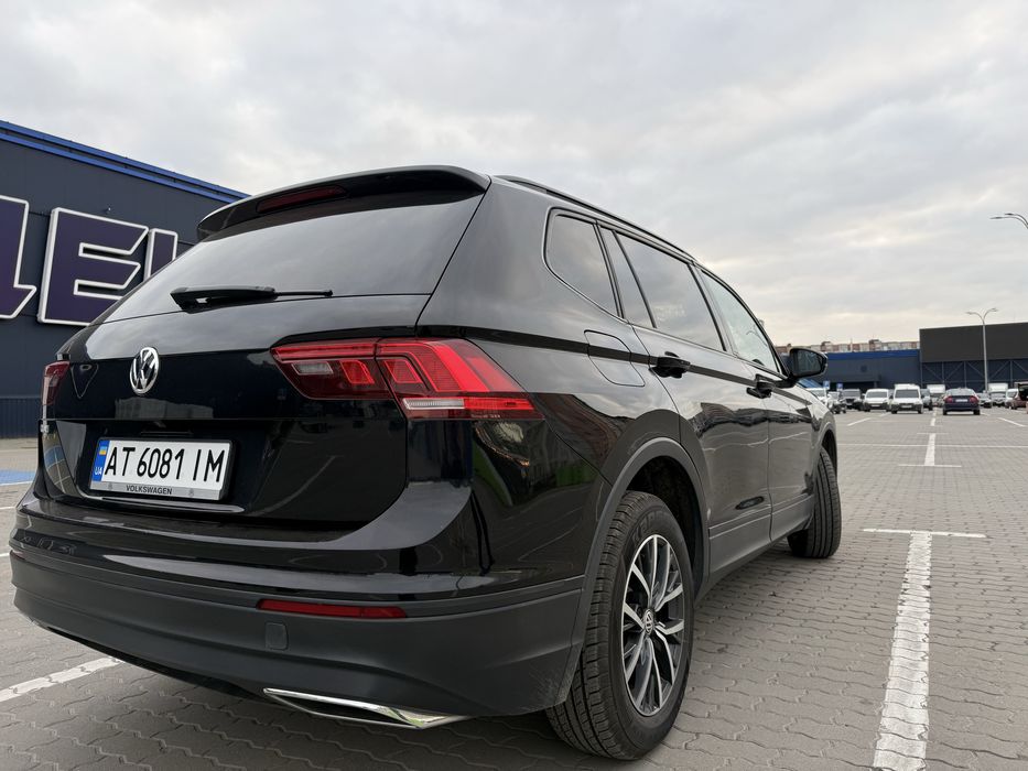 Volkswagen tiguan 2020 рік