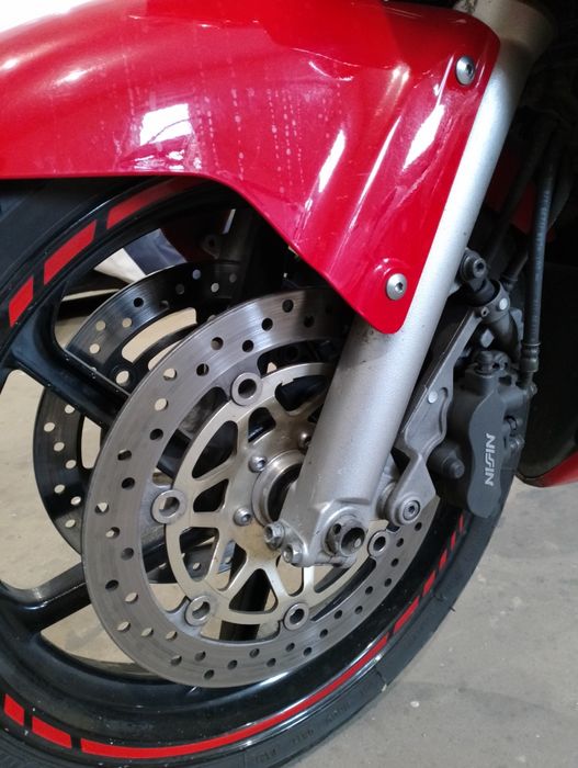 Sprzedam Hondę VFR 800