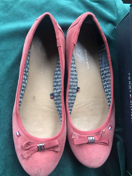 Tommy Hilfiger zamszowe brzoskwiniowe baleriny, rozmiar 38
