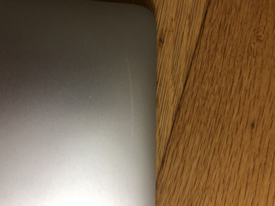 Macbook Air 13" 2015 em óptimo estado - OPÇÃO DE BATERIA NOVA