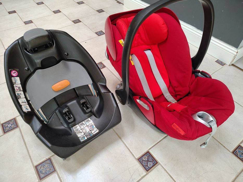 Sprzedam fotelik Cybex Cloud Q wraz z  bazą Isofix
