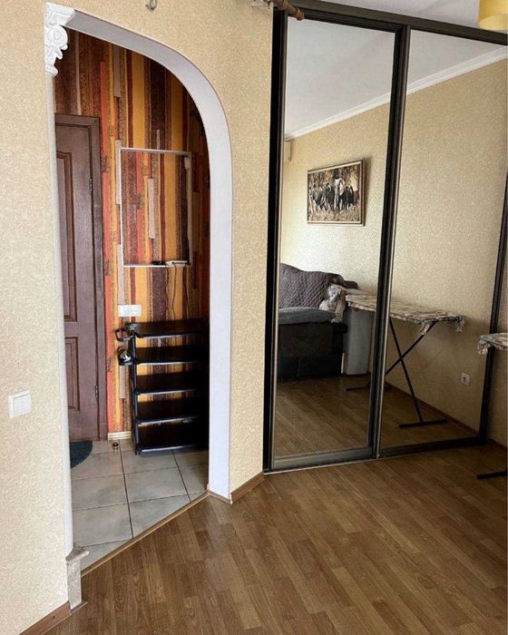 Продам 1 ком квартиру рову Шампанский