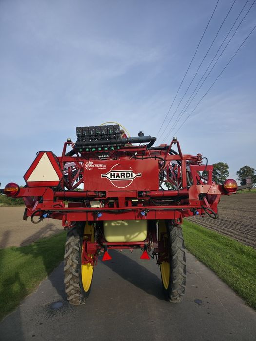 Hardi Commander 2800 plus 21-27 m rau amazone