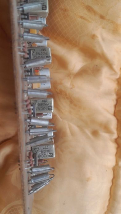 Реле РЭС47 РЭС 49  конденсатор К 50 16  25 в 500 мкф