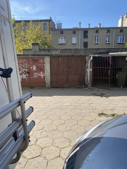 Sprzedam garaż w Śròdmieściu Łodzi - Więcej
