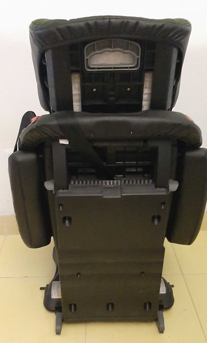 Cadeira infantil Be Cool Thunder Isofix Grupo 1/2/3 para crianças dos 9 aos 36 kg com 4 posições de inclinação, encosto de cabeça e cinto ajustável