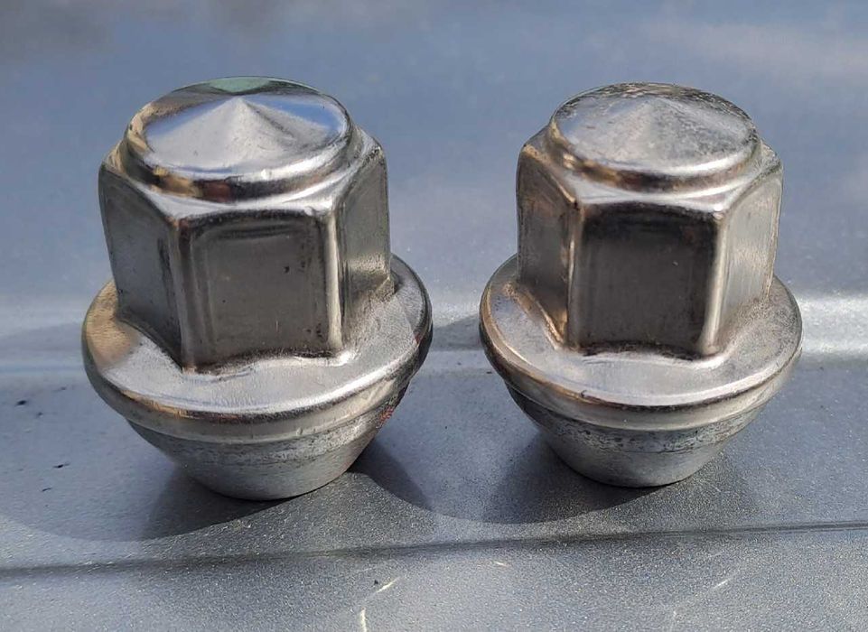 Ford Galaxy MK4 śruba śruby do kół 2szt.