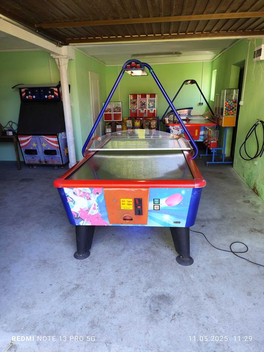 Cymbergaj WIK Air Hockey