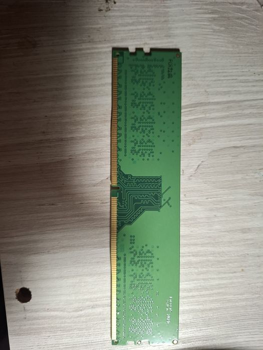 Оперативна пам'ять ddr4 4gb 2200