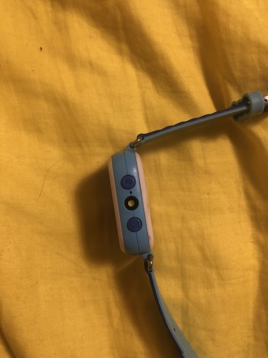 Продам оригінальний дитячі смарт-годиник