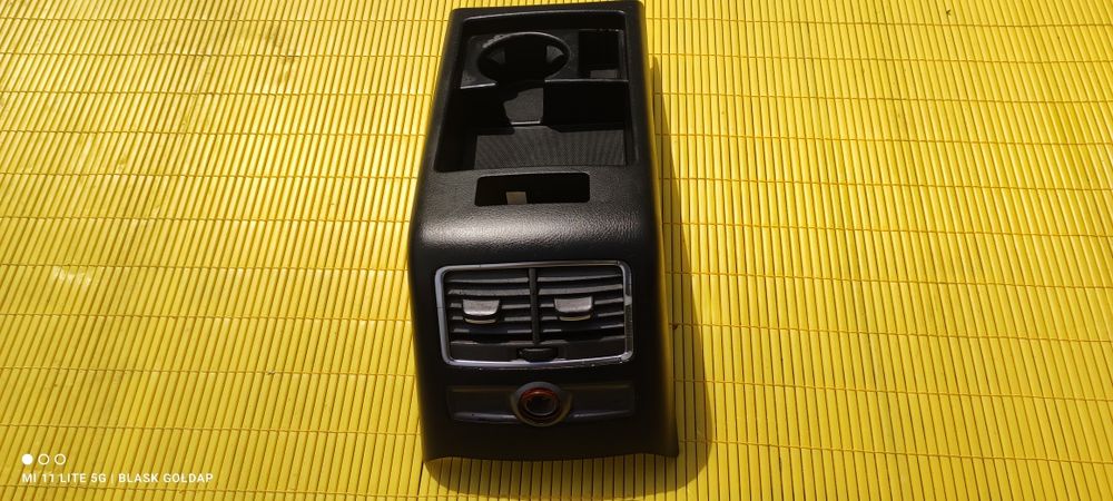 Tunel Środkowy Czarny Nawiew Cup Holder Audi A6 C6 Sedan 04 Gołdap