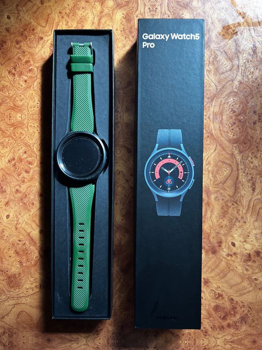 Samsung Galaxy Watch 5 Pro + 3 paski + etui + folia + pudełko + faktur