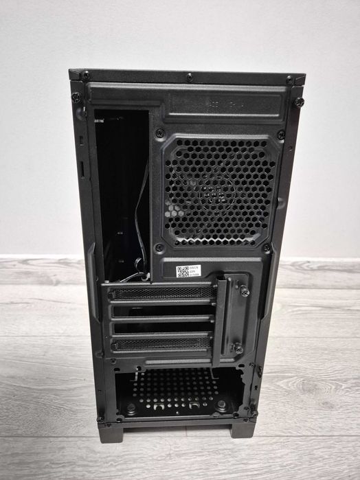 mATX корпус Modecom (GAMEMAX Silent Hill) з шумкою. 120mm FAN