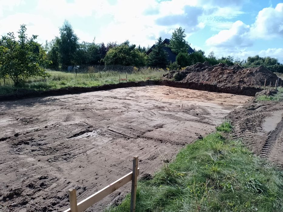 Usługi koparko-ładowarką