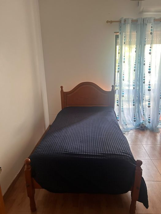 Cama de solteiro