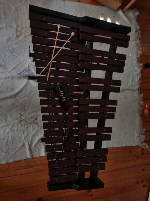 Marimba de Estudo com Suporte, Baquetas, Metrónomo e Capa