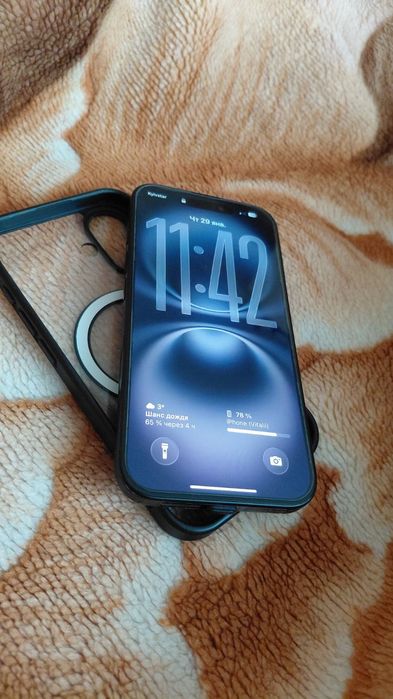 Продам iPhone 16 (128gb)