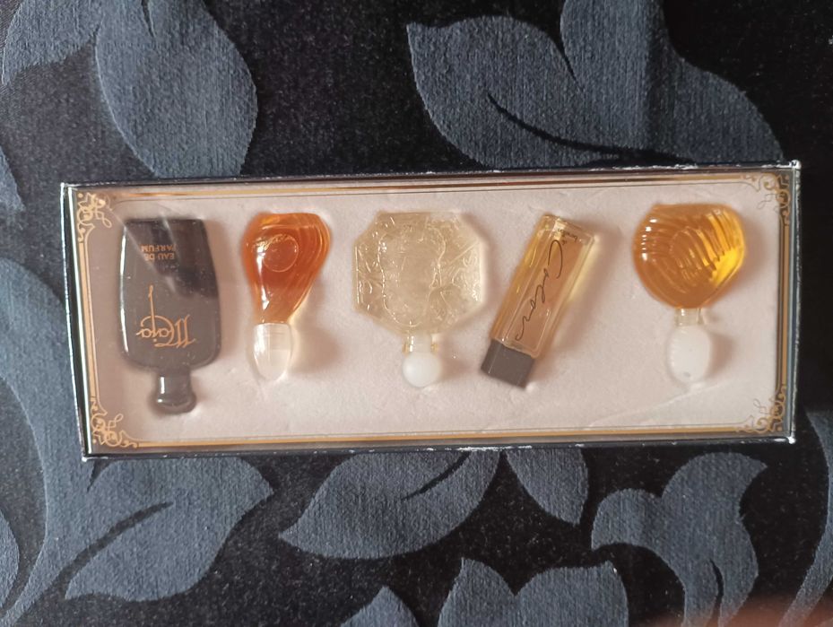 Caixinha coleção de Perfumes