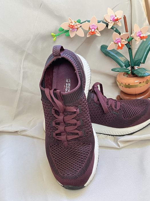 Жіночі кросівки Skechers Bobs. Розмір 36