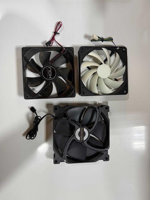 Kit de ventoinhas para computador desktop (2x 120mm + 1x 140mm)