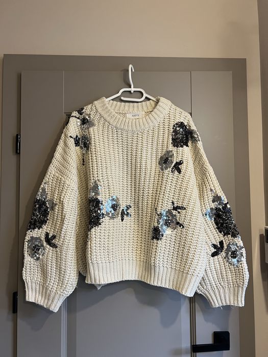 Piekny sweter cieply gruby